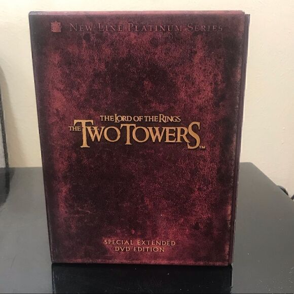 Lord of the Rings Other - Lord of the Rings “The Two Towers” DVD set EUC